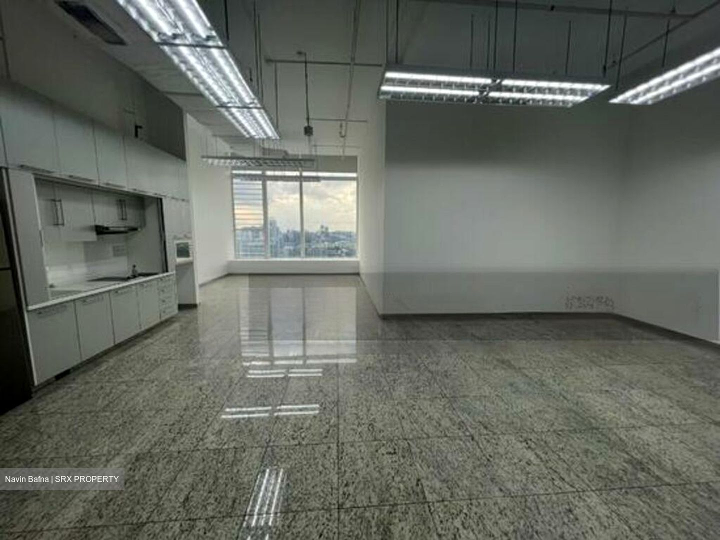 Clarke Quay MRT (D1), Office #451200581